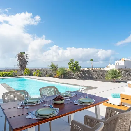 Ereza Royal Elite 110 Villa Playa Blanca (Lanzarote)